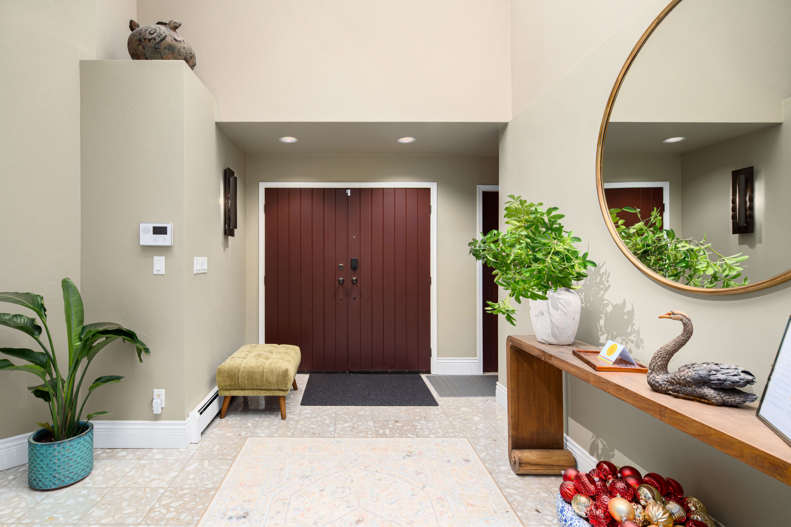 1420 25th Street, West Vancouver - MEDITERRANEAN STYLE DUNDARAVE FAMILY HOME!